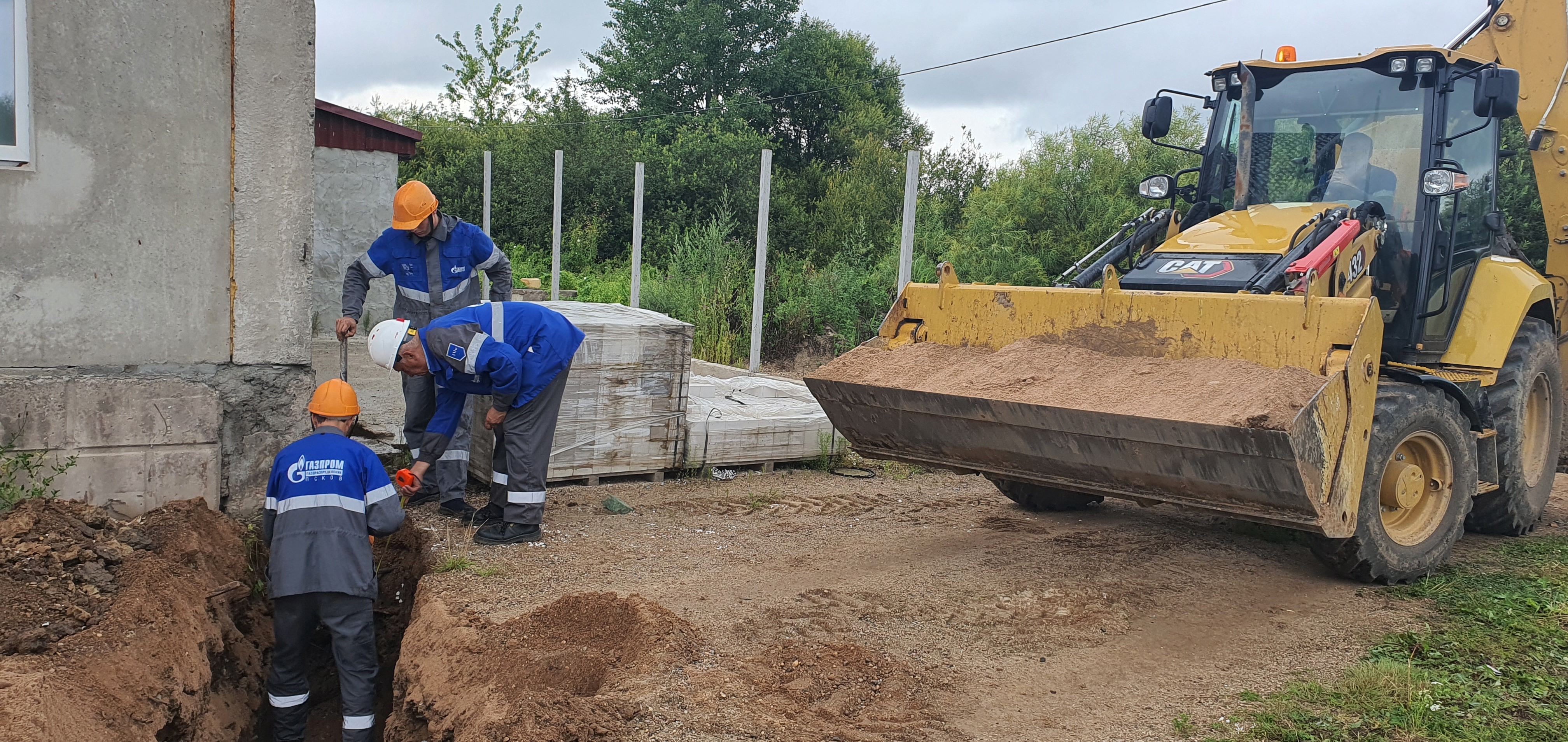 В г. Остров Псковской области построен распределительный газопровод —  Интернет-портал общества с ограниченной ответственностью «Газпром  межрегионгаз Псков»